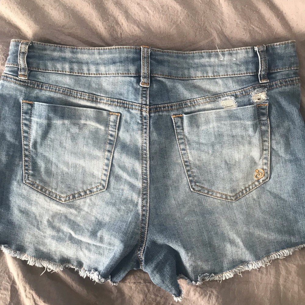 Denim shorts size (13)